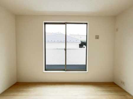 ̑ρ@Q`Bed Room`@؂̉肪₳t[O͈炬炷vCx[gԁB߂̃t[Oł̂ŁAǎƂ}b`AXɍLĂʂB