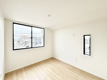 ���̑����ρ@2�ʍ̌����m�ۂ������邢��ԁB�Ƒ��݂�Ȃ����K�ȕ�炵����������݌v�ł��B