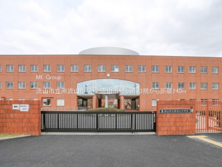 ӊ@wZ 240m Rs여RwZ