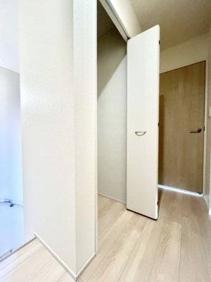 ���̑����ρ@�L�����[�B�|�������G�߂̏��������[���邱�Ƃ��ł��܂��B