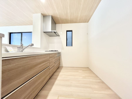 �L�b�`���@��Ƃ肠��L�b�`���ł͂��Ƒ��Ɗy�������������ł��܂��B