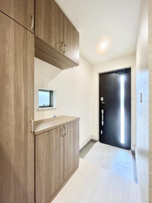 ���ց@������C�������`Entrance�`�@���ւ͉Ƃ̊�Ƃ����܂����䂪�Ƃ̃Z���X�����肰�Ȃ����������閣�͂��錺�֑�����y���݂̈�B�A���x�ɉƑ����ق��Ƃł���S�n�悢��ԑ������؂ł��ˁ�