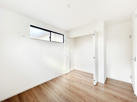 �Q���@�g���₷���`�Ńx�b�g��Ƌ�̒u�����ɂ����邱�Ƃ�����܂���B   