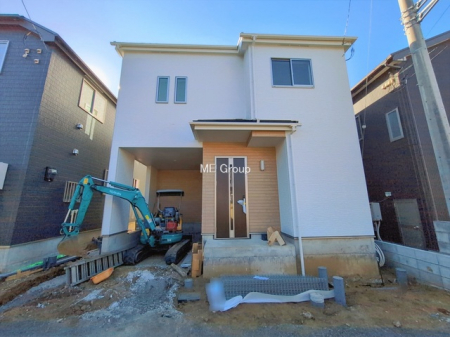 ���n�O�ώʐ^�@��A�������`Exterior�`�@�ՐÂȏZ��n�Ŏq��ĉƑ��Ƀs�b�^���B�����̂��U�������K�ȗ΂Ɍb�܂ꂽ�G���A�ŁA���R�ɕ�܂ꂽ���₩�ȕ�炵���������邽�߂́A��Ƃ肠��Z���������Ă��܂��B