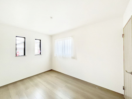 �Q���@����