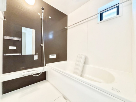 �����@����̔�������Ă���閾�邢�������̂���o�X���[��