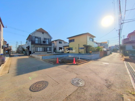 nOώʐ^@`Exterior`@OʓHF쐼 4m Ak 4m @ẅˌĂ𒆐SƂX݂RƑAӂ͍ĂȂ̂ŁA΂̑ՐÂȎłB