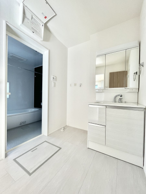 ���̑��@�������̂�����K��Ԃł��B�����̐g�x�x���C�����ǂ����g�������܂��B