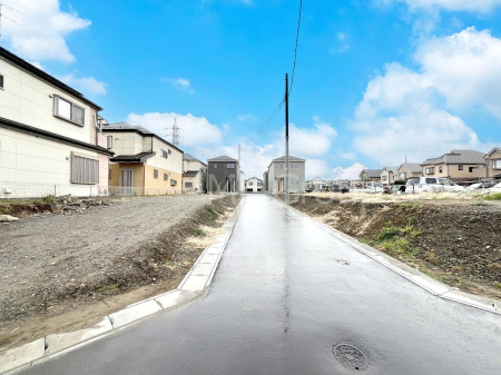 ���n�O�ώʐ^�@�O�ρ`Exterior�`�@�O�ʓ��H�͊ՐÂȏZ��n���͂���Ԓʂ�̏��Ȃ����H�B���Ԃ̏o��������炭�炭�ł��I���s���_�E���n���w�̂���]�́A���C�y�ɂ��₢���킹���������I