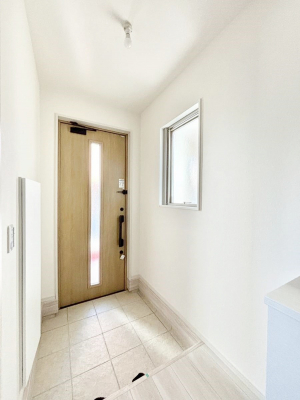 ���ց@������1�������`Entrance�`�@���ւ͉Ƃ̊�Ƃ����܂����䂪�Ƃ̃Z���X�����肰�Ȃ����������閣�͂��錺�֑�����y���݂̈�B�A���x�ɉƑ����ق��Ƃł���S�n�悢��ԑ������؂ł��ˁ�