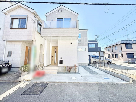 ���n�O�ώʐ^�@�O�ρ�1�������`Exterior�`�@���ӂɂ͊w�Z�┃���{�݂����萶���A�q��ĂɓK���������L�����Ă��܂��I�u�i�Z�n�v�Ƃ��āA�����̂����w�����ł͂Ȃ��A���ӂ̊���ʊw�ł���w�Z�ɂ��Ă������k���������I