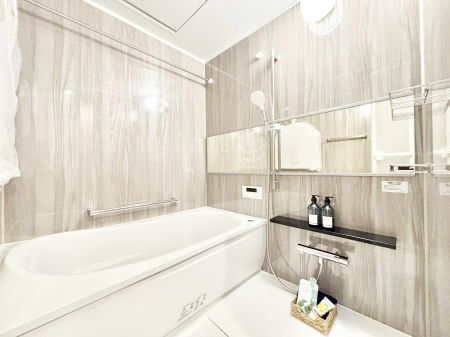 �����@����̔�������Ă���閾�邢�������̂���o�X���[��