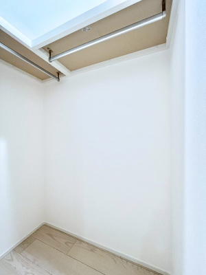 ̑@G߂̈ߗނXbL[Ieʂ̎[͓͂IWICtI