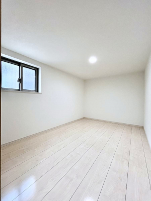 ���[�@2F�L�����[�͍L���ďƖ��t���I���|���p�i�������[����̂ɕ֗��ł��ˁI