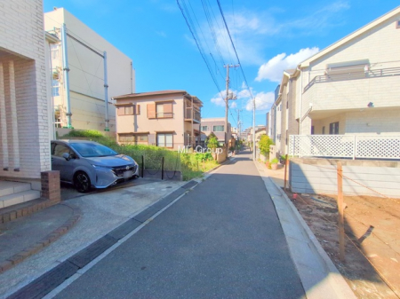 nynʐ^@-