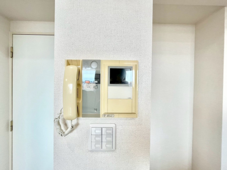 ̑ρ@TVj^[tC^[tHtĂăZLeB[    