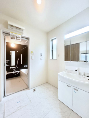 ���̑��@���������Ă���̂Ŏ��C�̑����ꏊ�ł����C���\���s���܂��B�����̐g�x�x���C�����ǂ��I