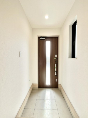 ���ց@������B�������`Entrance�`�@���ւ͉Ƃ̊�Ƃ����܂����䂪�Ƃ̃Z���X�����肰�Ȃ����������閣�͂��錺�֑�����y���݂̈�B�A���x�ɉƑ����ق��Ƃł���S�n�悢��ԑ������؂ł��ˁ�