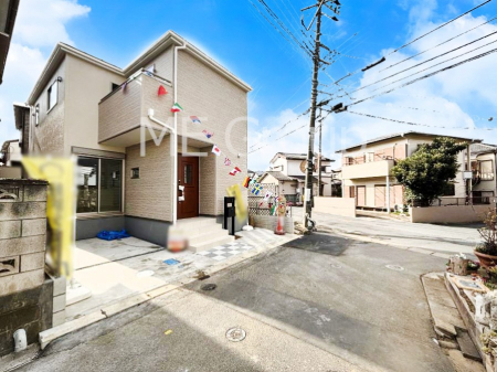 ���n�O�ώʐ^�@�O�ʓ��H�F�k�� 4m �����@�O�ʓ��H�͊ՐÂȏZ��n���͂���Ԓʂ�̏��Ȃ����H�B���Ԃ̏o��������炭�炭�ł��I���s���_�E���n���w�̂���]�́A���C�y�ɂ��₢���킹���������I