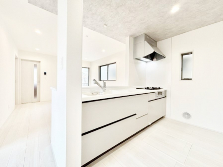 �L�b�`���@�����`Kitchen�`  ���r���O�����n����J�E���^�[�L�b�`���B  ���������Ȃ���Ƒ��ƃR�~���j�P�[�V�������Ƃ�邾���łȂ��A�傫�ȊJ���������邱�Ƃ��ł��܂��B  ���q�l�̐����������邱�Ƃ��ł��܂��ˁI