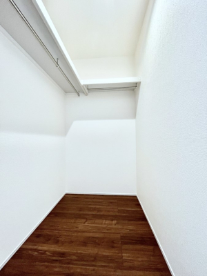 ���̑��@�ߗނ��n���K�[�Ɋ|�����܂܎��[�ł���WIC�B�ߗނ̐������ڂ����₷���ĕ֗��ł��I