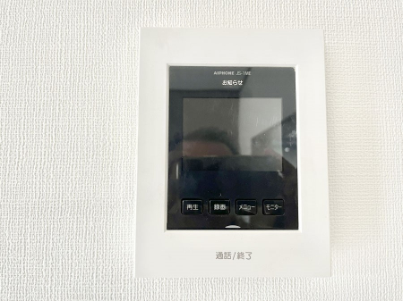 ���̑����ρ@�K��҂���ڂł킩��A���S�̂s�u���j�^�[�t���C���^�[�t�H��