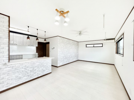 ���̑����ρ@���邢�z���������A�����̕��͋C�ɖ��������_�C�j���O�B   