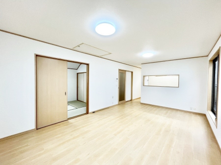 ̑ρ@ƑRƏW܂ẽXy[XɂȂ肻  