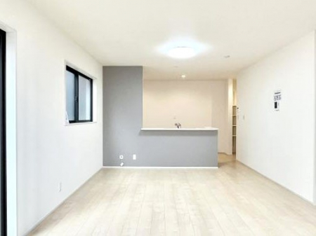 Lb`@`Kitchen`  rOnJE^[Lb`B  ȂƑƃR~jP[VƂ邾łȂA傫ȊJ邱Ƃł܂B  ql̐邱Ƃł܂ˁI