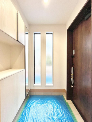 ���ց@�����`Entrance�`�@�Ƃ̒��ł��q�l���}����ŏ��̏ꏊ�ł��錺�ւ́A�Ƃ̈�ۂ��̂��̂ł��I�L�x�Ȍ��֎��[�ŁA����Y��ɕۂ��Ƃ��o���܂��􌺊ւɂ͂����Ղ���[�̉��ʔ��������I