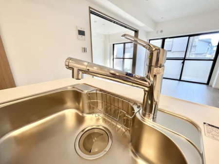 ̑ρ@򐅊̌^̃Lb`Ő􂢕pEpƐ؂ւȒP