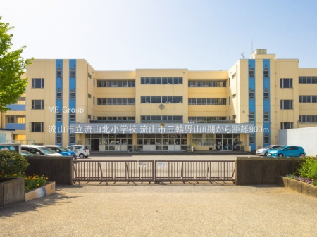 ���ӊ��@���w�Z 900m ���R�s�����R�k���w�Z