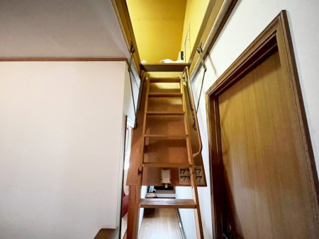 [@[́AG߂̃Cxgpi~̕zcȂǈꎞIɂ܂ꏊƂĕ֗łB 