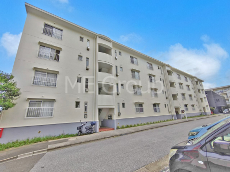 nOώʐ^@Oρ`Exterior`  ̂UKȗ΂Ɍb܂ꂽՐÂȏZńALѐLуX[CtĂ܂BRLxȋG߂̈ڂ낢g߂ɊAqĂɓKłB