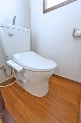 gC@`Toilet`@YEXbLEKȃEHVbgtgCł낰ԂłBgC͖g킴𓾂Ȃ́BۂłˁB