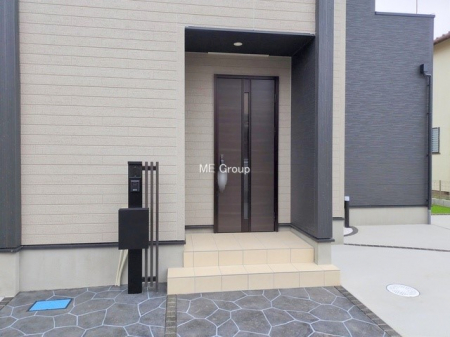 ց@Oρ`Entrance`@ւ́Aq}łAƑo肷ł̂ŁůvƂĂ΂dvȏꏊIƖ邭Ałqlo}ł悤Ȑ݌v܂I