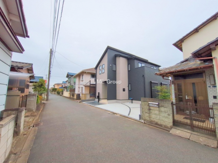 nOώʐ^@`Exterior`@OʓHFk 5m @OʓH͊ՐÂȏZn͂Ԓʂ̏ȂHBԂ̏o炭炭łIs_Enŵ]́ACyɂ₢킹I