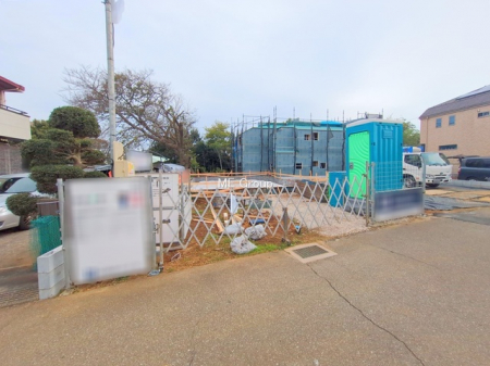 nOώʐ^@`Exterior`@ՐÂȏZnŎqĉƑɃsb^B̂UKȗ΂Ɍb܂ꂽGAŁARɕ܂ꂽ₩ȕ炵邽߂́AƂ肠ZĂ܂B