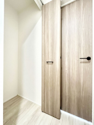 ���̑����ρ@�ݔ����P�������L�����[�B�|�������G�߂̏��������[���邱�Ƃ��ł��܂��B