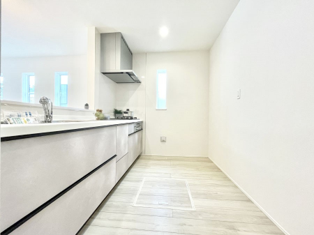 �L�b�`���@�������P�������`Kitchen�`�@���R�������鑋�̂���L�b�`���������g���ꏊ�����炱���A�g��������l�����܂����B�������Ƃ����L�b�`���R�[�i�[�͎����L���Ȏd�オ��ƂȂ��Ă���܂��B