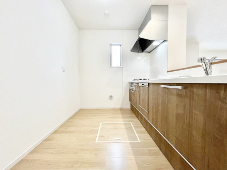 �L�b�`���@�������Q�������`Kitchen�`�@���R�������鑋�̂���L�b�`���������g���ꏊ�����炱���A�g��������l�����܂����B�������Ƃ����L�b�`���R�[�i�[�͎����L���Ȏd�オ��ƂȂ��Ă���܂��B