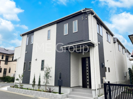 nOώʐ^@OρC`Exterior`ՐÂȏZnŎqĉƑɃsb^B̂UKȗ΂Ɍb܂ꂽGAŁARɕ܂ꂽ₩ȕ炵邽߂́AƂ肠ZĂ܂B