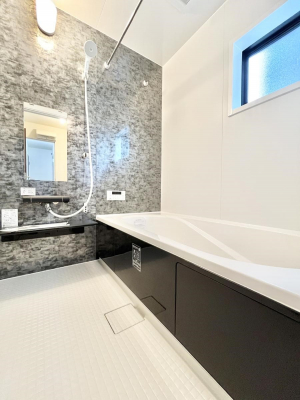 �����@����̔�������Ă���閾�邢�������̂���o�X���[��