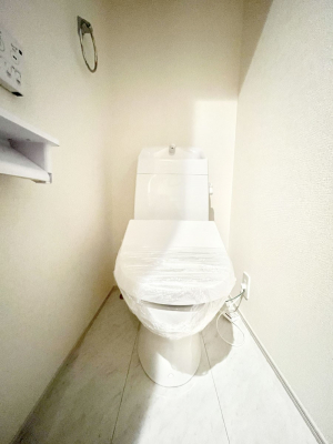 �g�C���@�g�C����1�K��2�K���ꂼ��ɔz�u����Ă��ĂƂĂ��֗��ł��B 