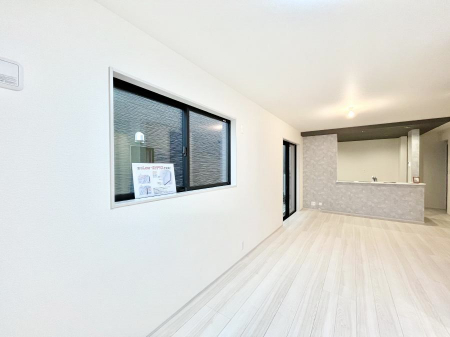 rO@18.25̂kcj͉Ƒ݂Ȃ̉KԁIƑ̂Ȃ厖ȃXy[XłB 