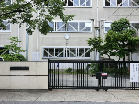 ���ӊ��@���w�Z 683m ���ˎs����O���w�Z