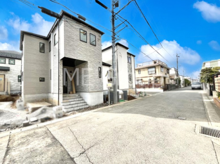 ���n�O�ώʐ^�@�O�ρ`Exterior�`�@�O�ʓ��H�͊ՐÂȏZ��n���͂���Ԓʂ�̏��Ȃ����H�B���Ԃ̏o��������炭�炭�ł��I���s���_�E���n���w�̂���]�́A���C�y�ɂ��₢���킹���������I