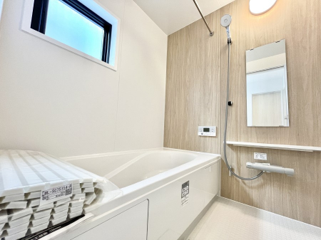 @`Bath Room`@t̃oX[́Ǎ薾邭C̗ǂԂłB邱ƂŁACǍDB芰oX[ŁÃoX^Cy݂ɂȂ肻łB