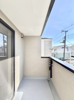 oRj[@`Balcony`oRj[͉z݁Azc󕨂C悭Ƃł܂B  g₷JIȃoRj[łzՂ~蒍AoRj[tZ܂B  