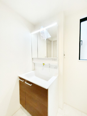 ���̑��@1���̎n�܂���S�n�悭�I�_�炩�Ȓ��̌����������鑋���������ʎ�